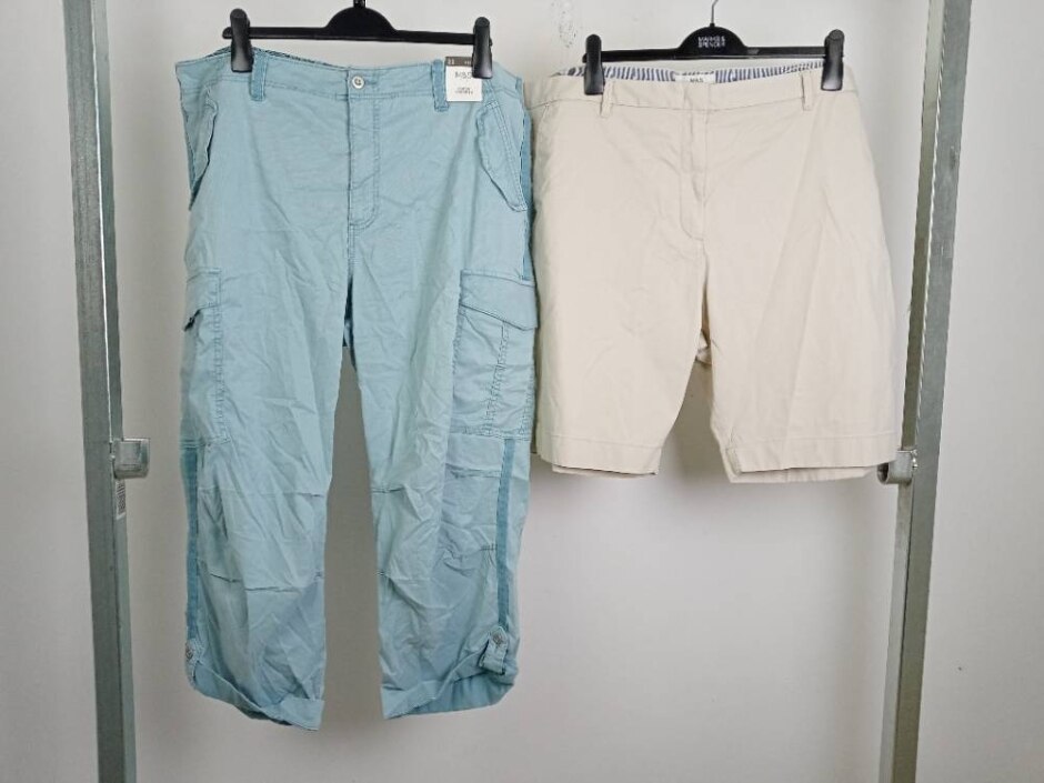 M&s Marks & Spencer 2xbundle Shorts Crop Trousers Blue Beige Size: 22