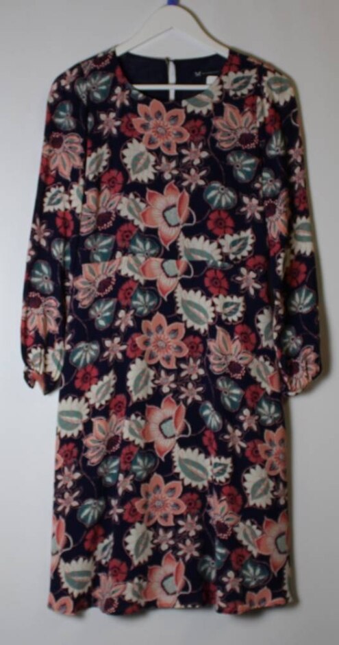 Crew Clothing Dress With Pink/green Flowers  Navy Size: 10