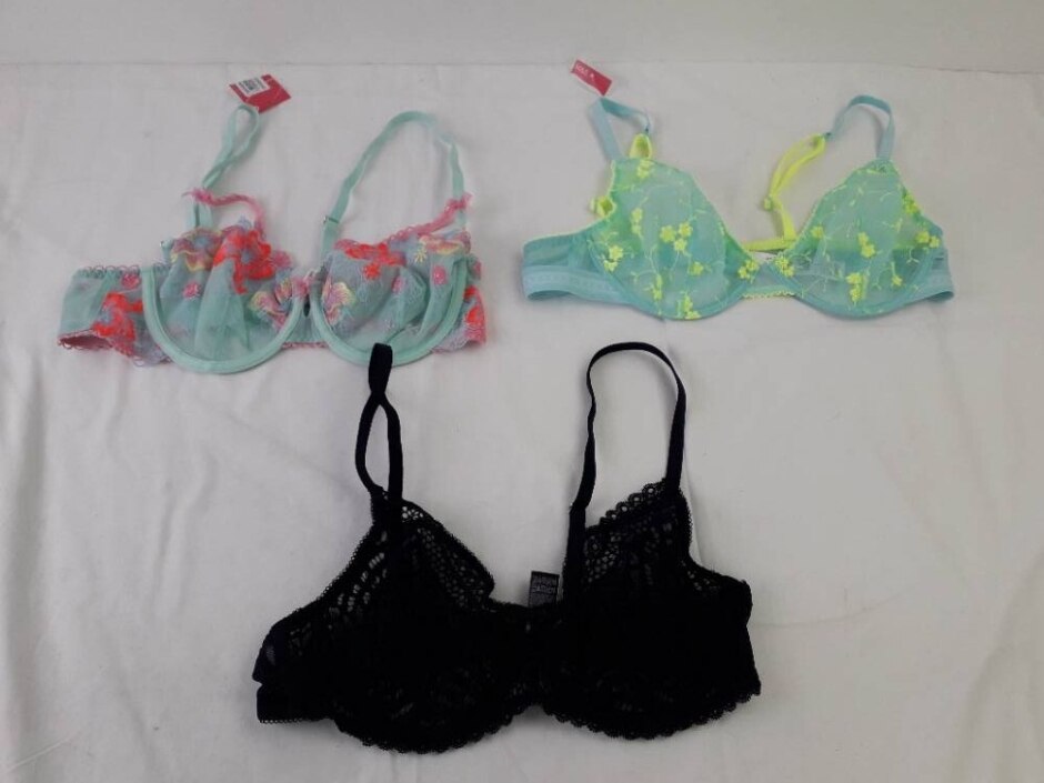 M&s Marks & Spencer Wired Lace Bras X 3 Neon Blue Black Size: 36b