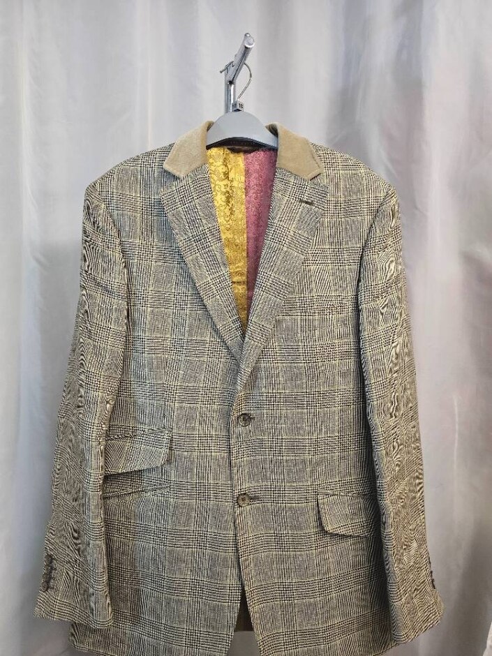 Ted Baker Linen Blazer Plaid Size: 42" Chest