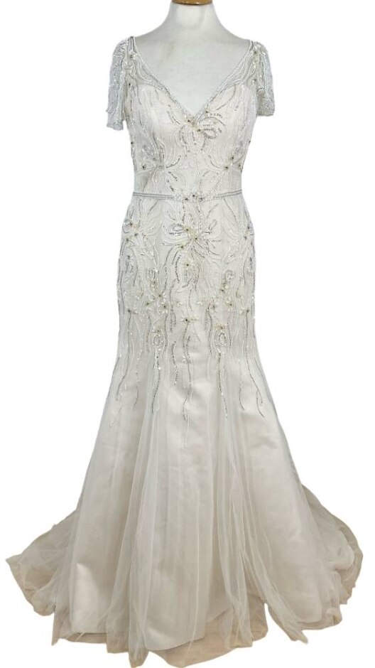 Symphony Of Venus Size 12 Beads Pearls & Sequins Embellished Wedding Dress