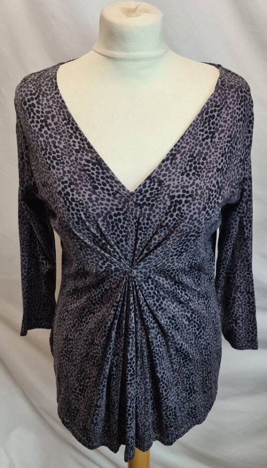 Laura Ashley 3/4 Sleeved Casual Top Grey And Black Size: 12