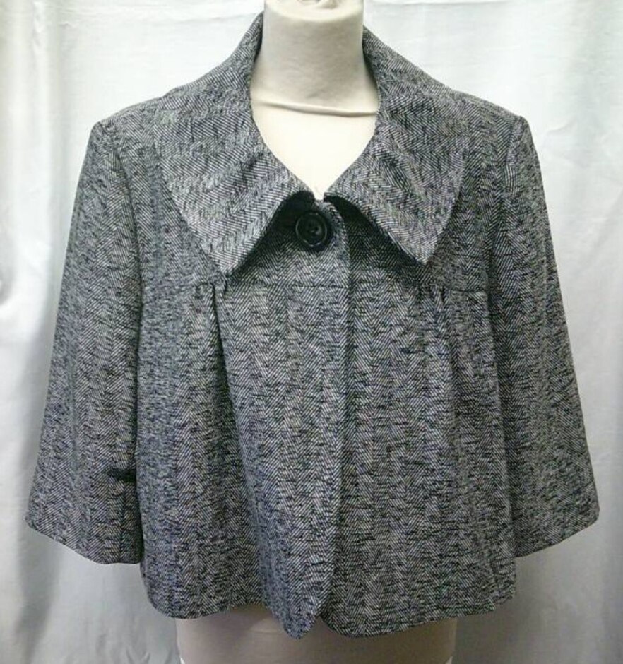 Editions Jacket Black Mix Size: 20