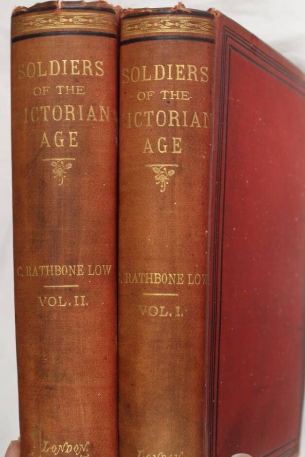 Soldiers Of The Victorian Age (2 Vols)
