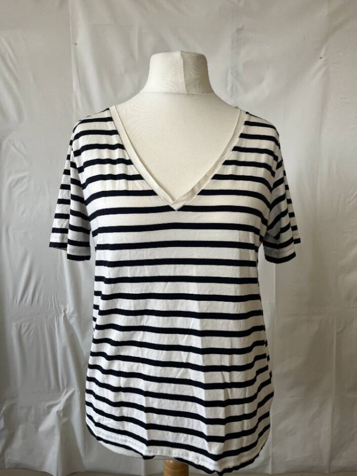 Cos Striped V Neck T-shirt White Size: M