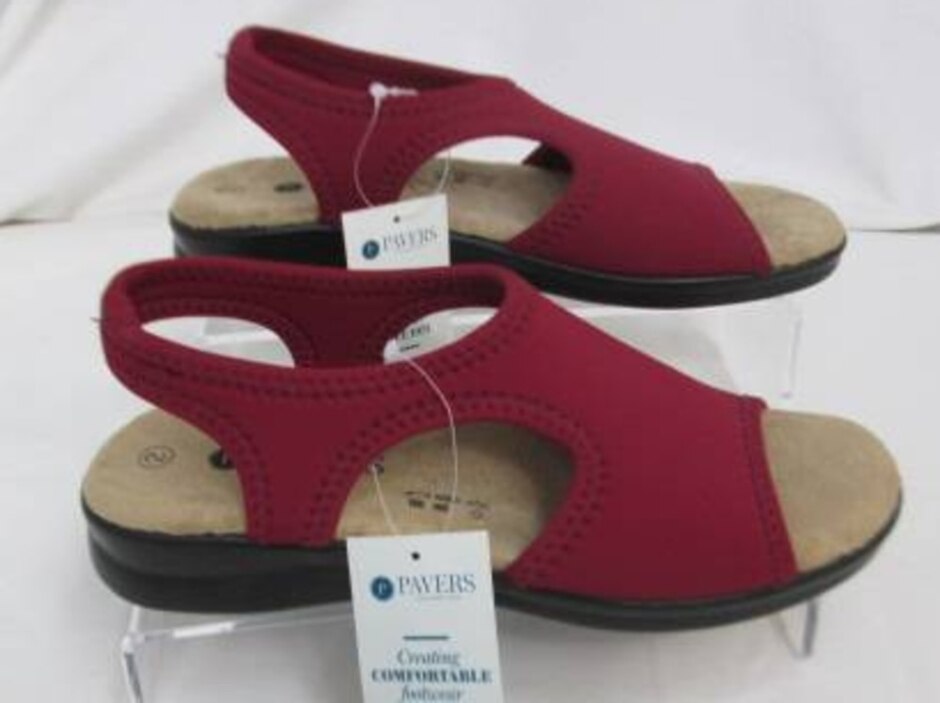 Nwt Pavers Sandals Maroon Size 2