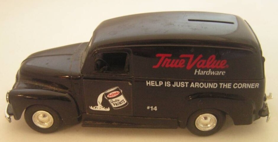 Ertl Gmc Die Cast 1/25 Panel Van Moneybox