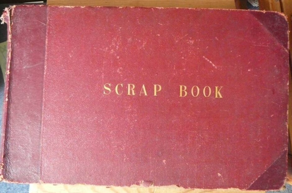 Unique Early Victorian Scrapbook, Full Of 100s Of B/w Lithographs And Some In Colour