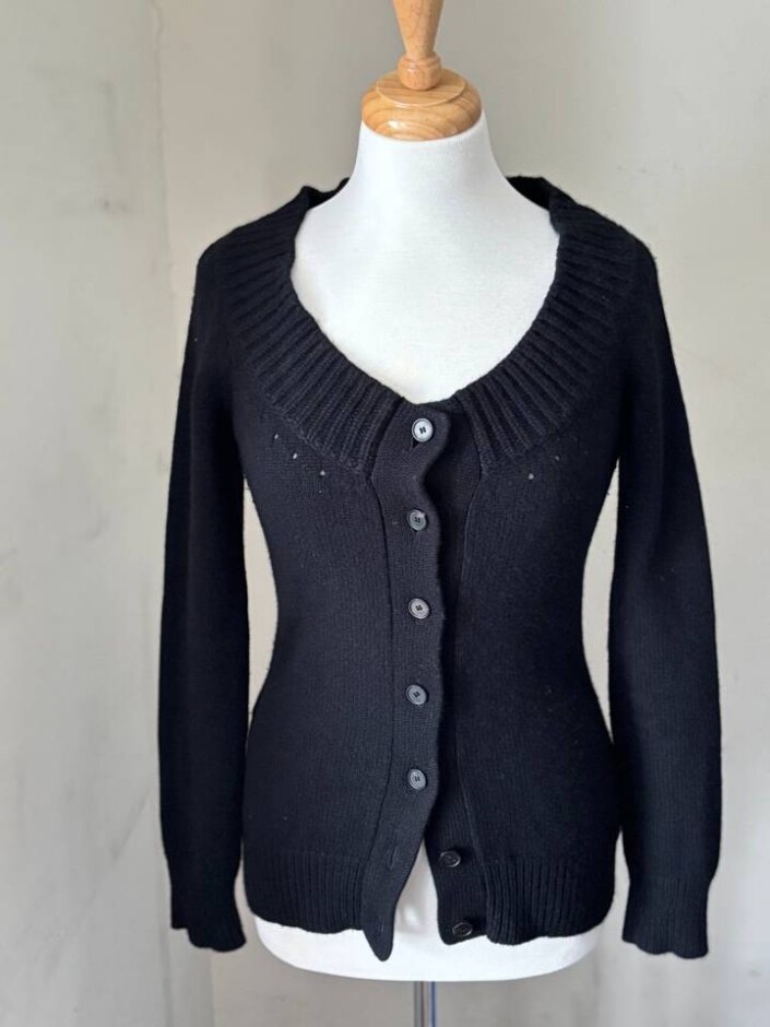 Alexander Mcqueen Women 100%cashmere Cardigan Black Size: M