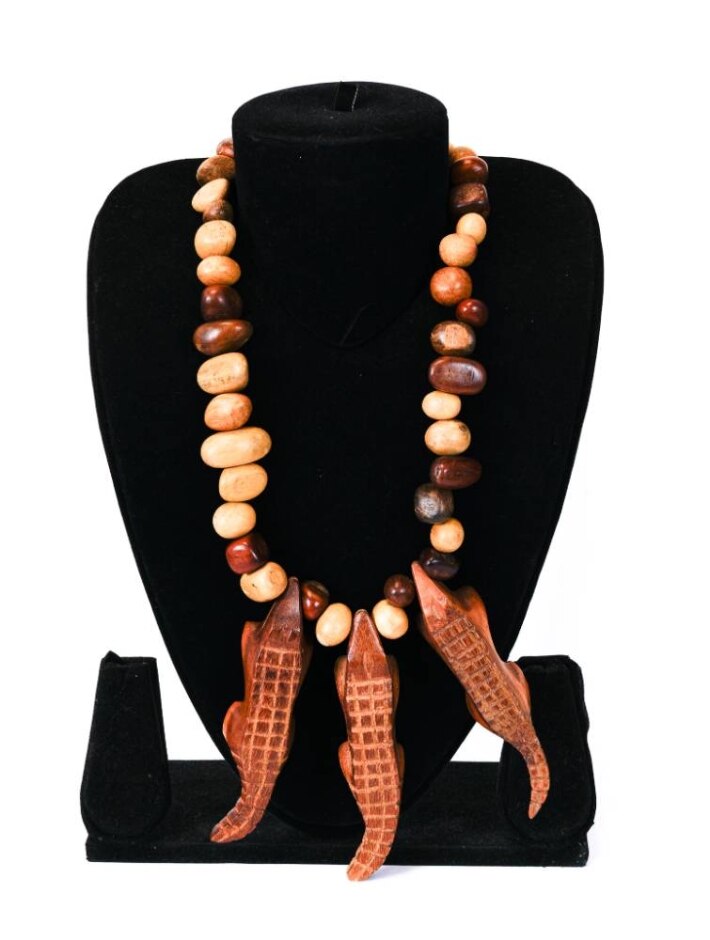 Vintage Style Tribal Safari Jewellery - Wooden Crocodile X 3 With Large Wooden Beads