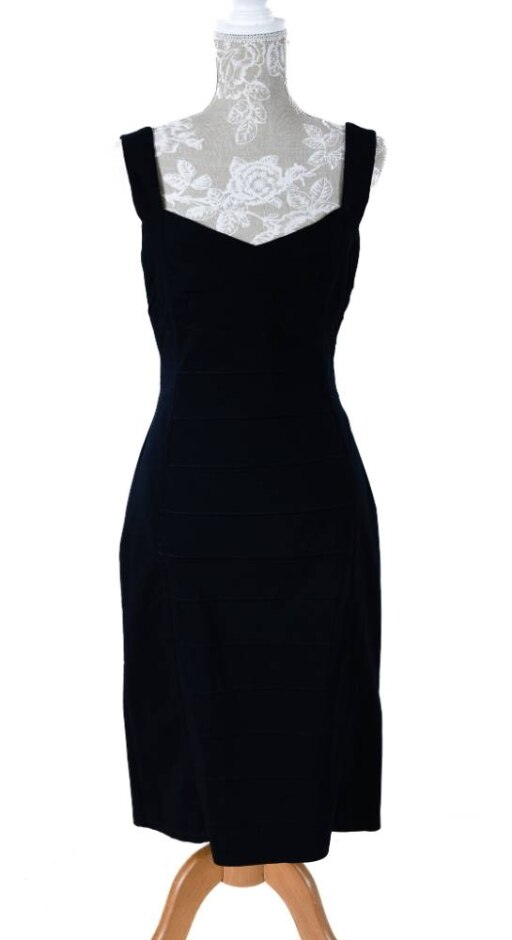 Star Woman's Dress Black Size: 14