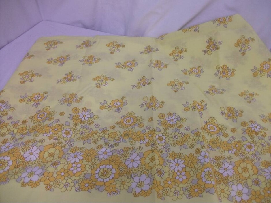Nwot Vintage 70s Cotton Fabric & Matching Vintage Zip Lemon Yellow/orange/white/grey W110 X L300 Cm.