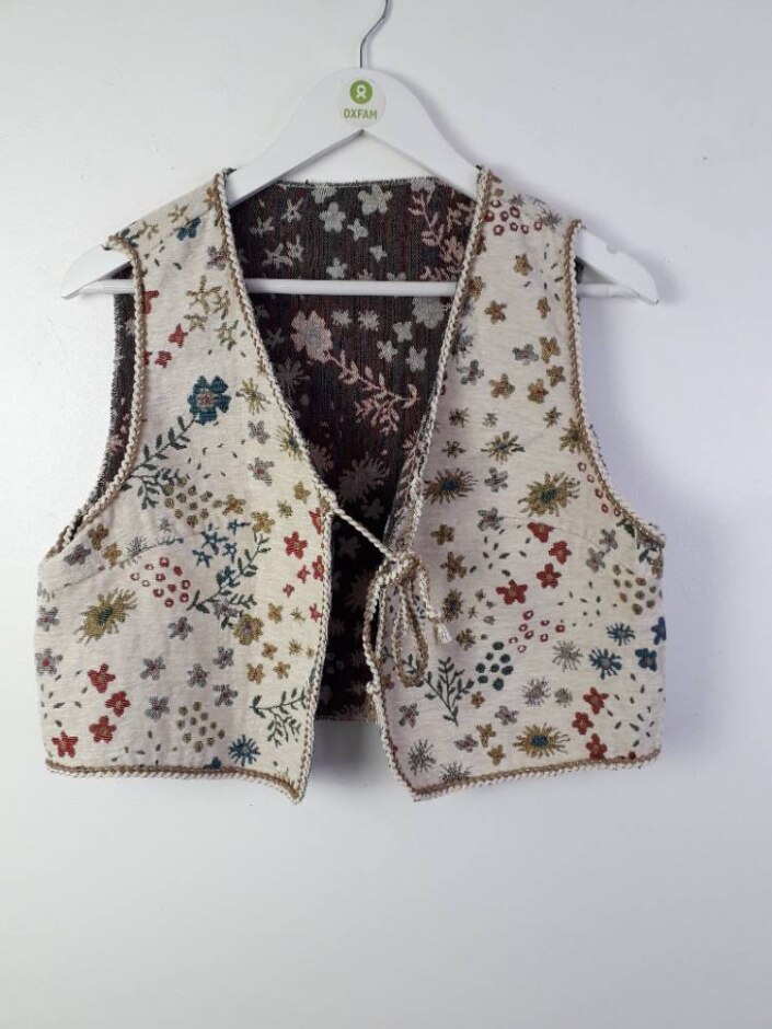 Shein Women's Floral Waistcoat Ivory Red Blue Size: 16