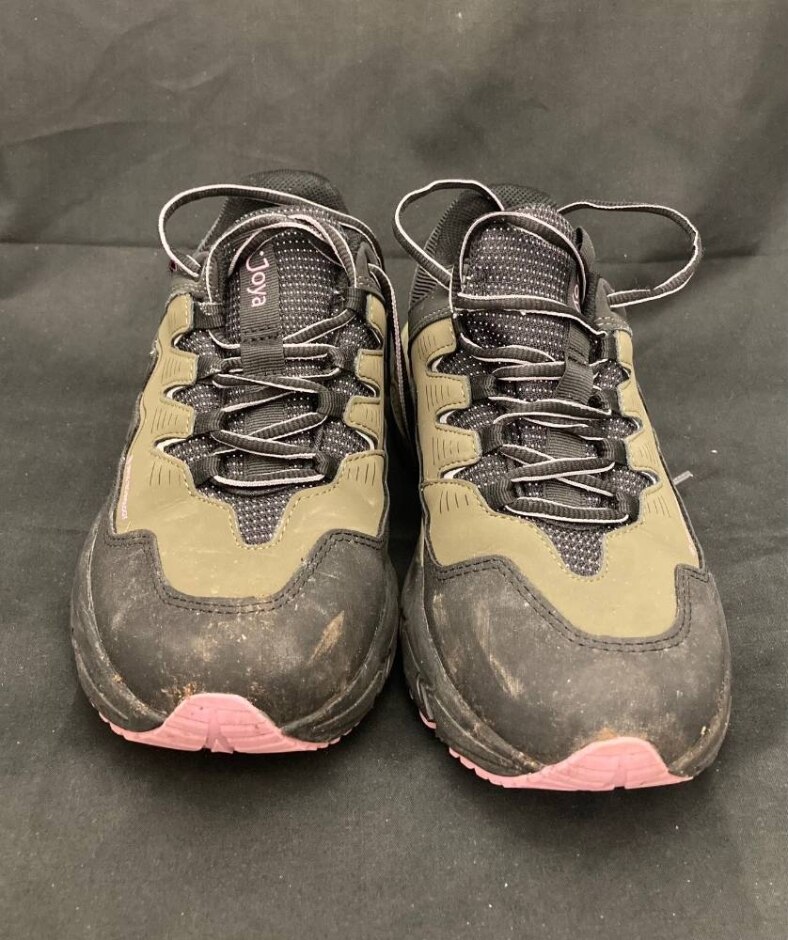 Green Joya Trainers, Size 5.5