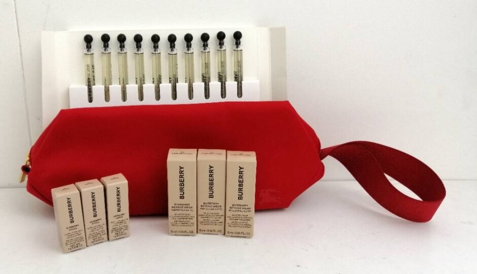 Burberry Mixed Cosmetic Set Midnight Journey Edp Foundation Lipstick Wash Bag