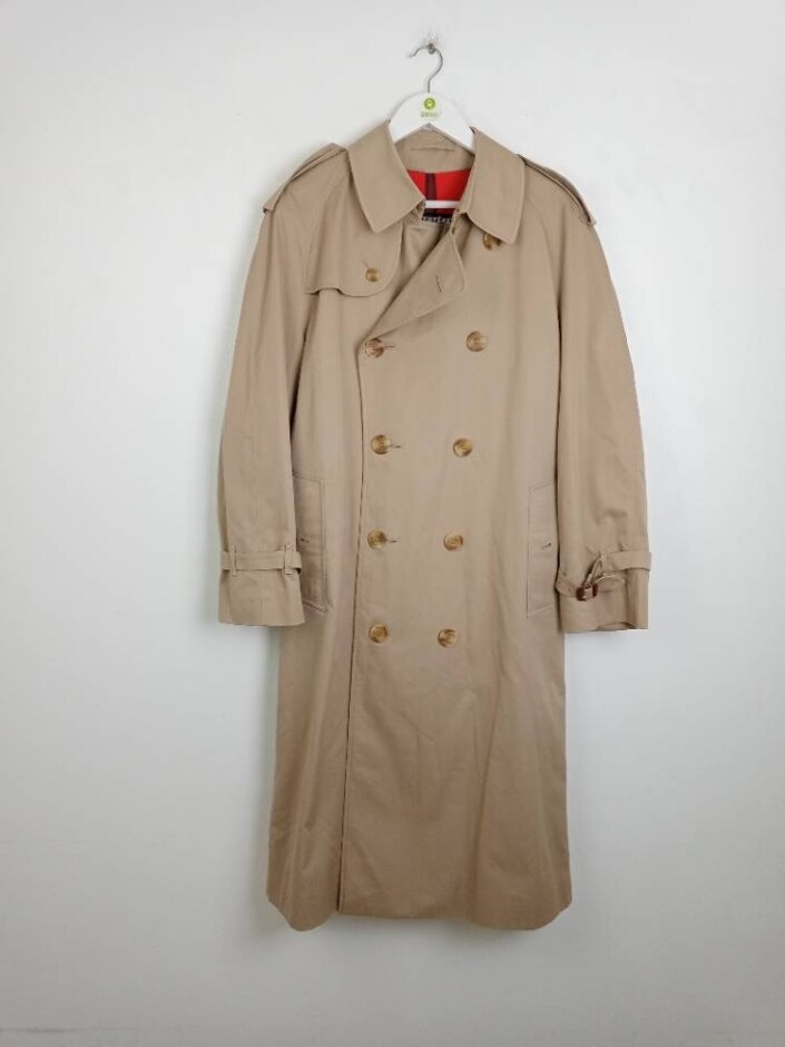 Invertere Vintage Trench Coat Beige Size: M