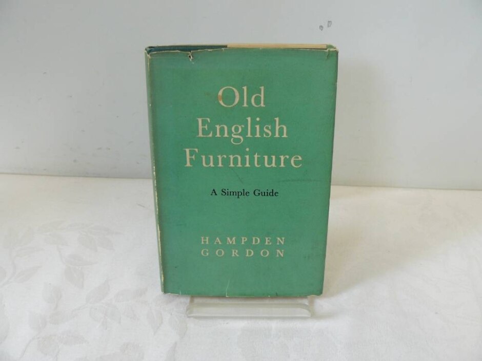 Old English Furniture : A Simple Guide