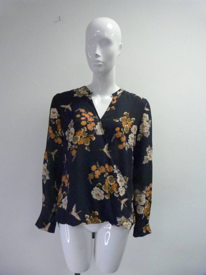 Paraphrase Long Sleeved Top Blue Floral Size: M