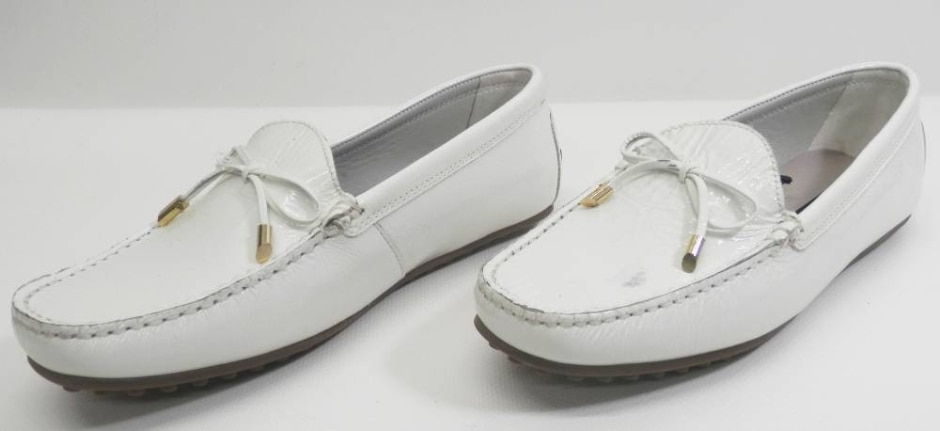 New Marks & Spencer White Leather Loafer Moccasins Size 5