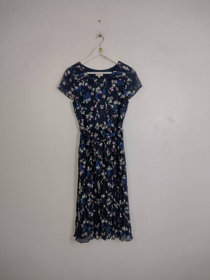 Cc Women's Floral  Midi Dress With Pleat Detail Navy Size: 12