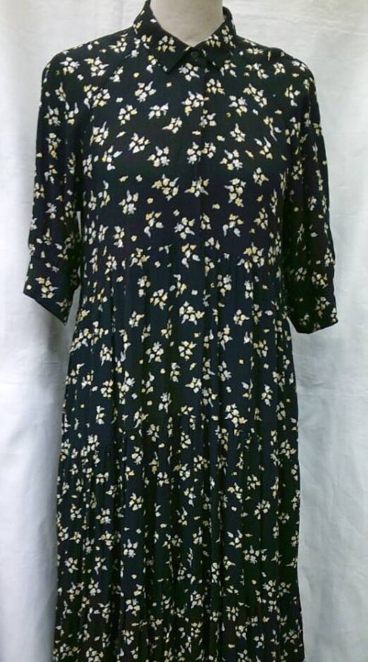 Zara Midi Dress Black Mix Size: M