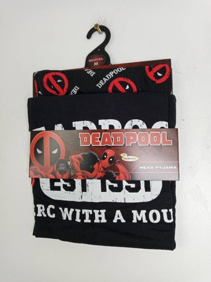 Deadpool Men's Pyjama Set Short Sleeve T-shirt/trouser Black Mix Size: M