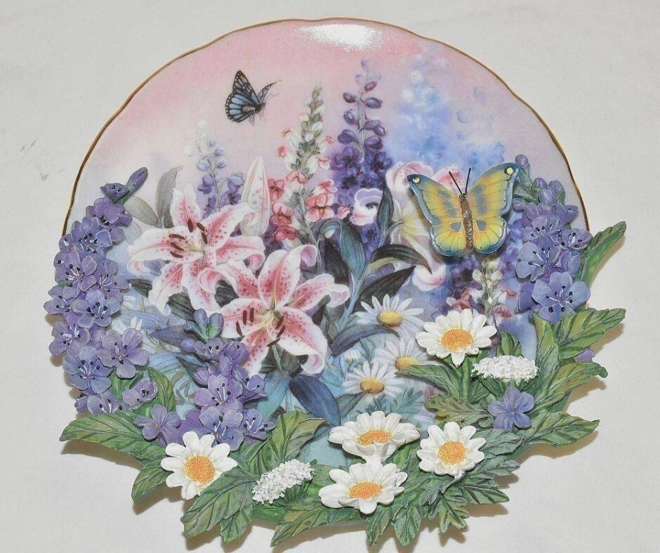 Bradford Exchange Lena Liu "floral Medley" Decorative Plate