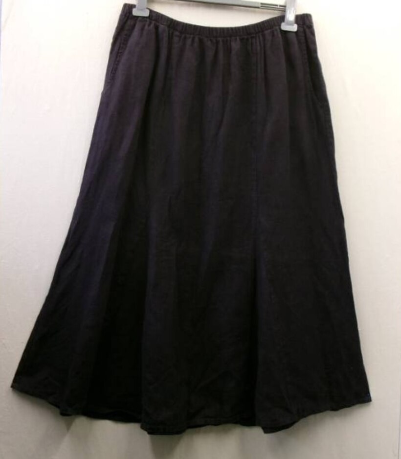 Flax Skirt Navy Size: L