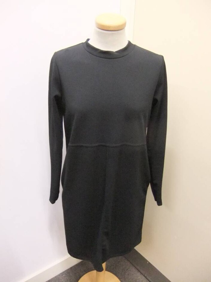 Dorothy Perkins Knee Length Dress Black Size: 12