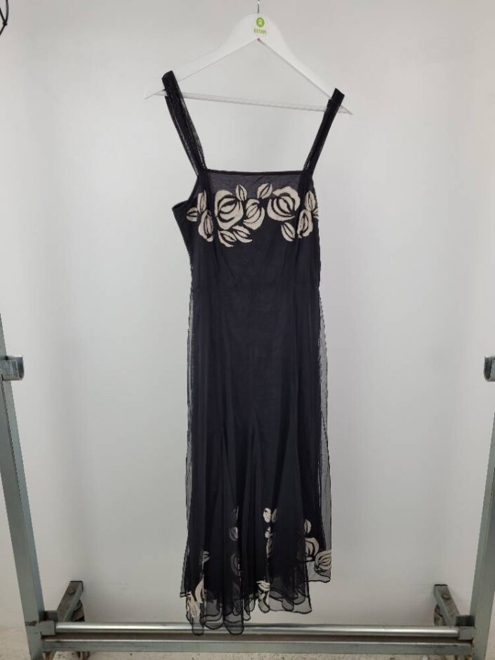Wallis Midi Fit & Flare Embroidered Dress 90's Y2k Black Size: 10
