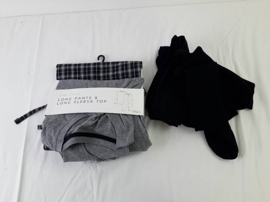 M&s Marks & Spencer 2xbundle Pyjama Set Socks Black Grey Size: L