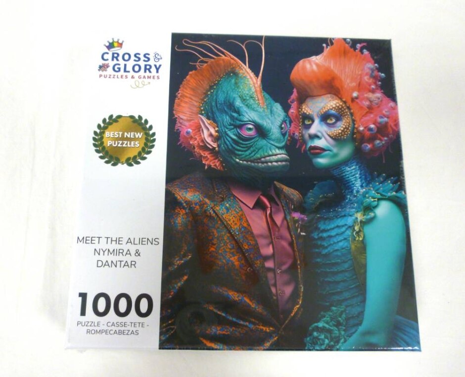 Meet The Aliens Nymira & Dantar Jigsaw Puzzle 1000 Pieces