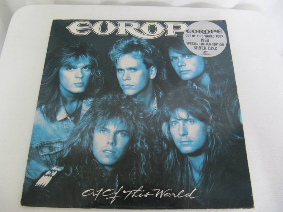 Out Of This World Tour 1989 Special Limited Edition Silver Disc