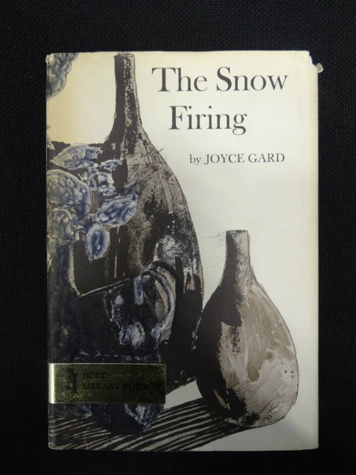 The Snow Firing - Joyce Gard
