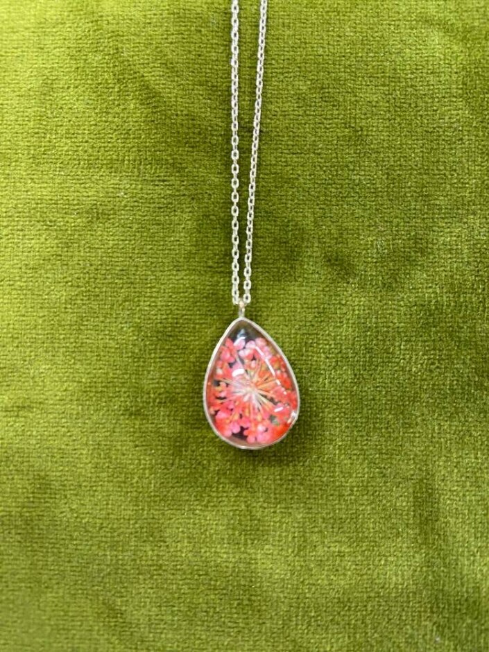 925 Silver Chain And Pendant