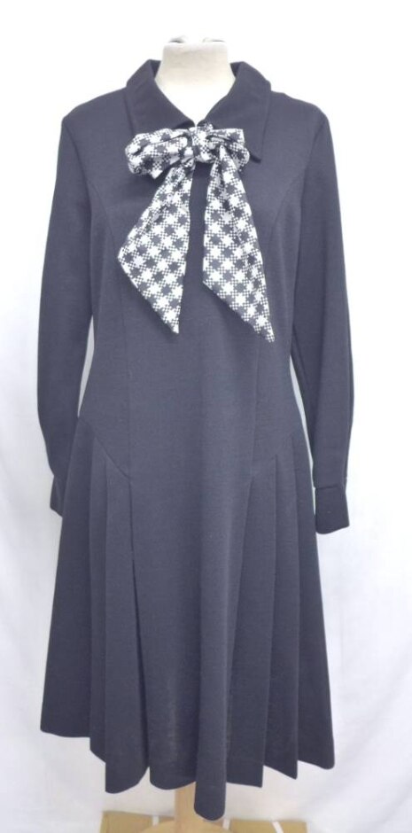 English Lady Vintage Flared Button Up Dress Jet Black Size: 18