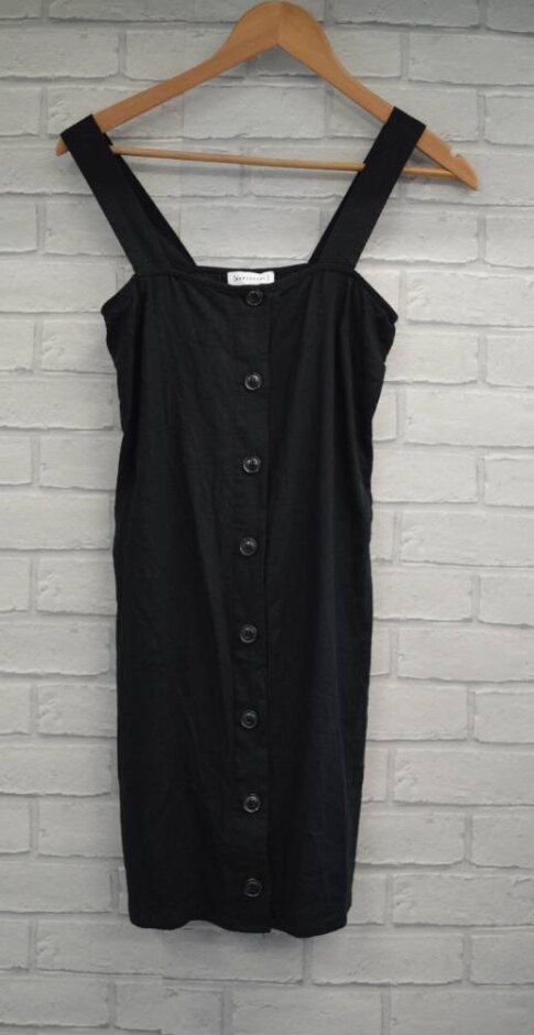Warehouse  Dress  Black  Size: 6