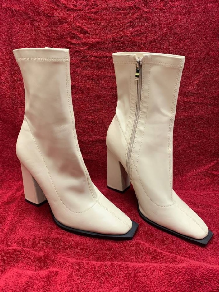 Nasty Gal Cream Heel Boots Size 6