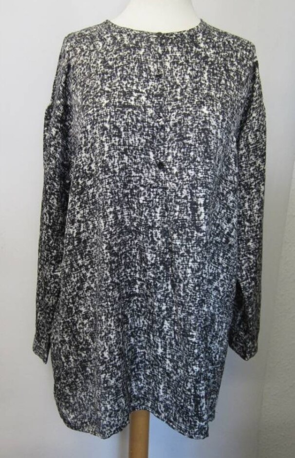 Eileen Fisher Long Sleeved Tunic Top Black & Cream Size: S