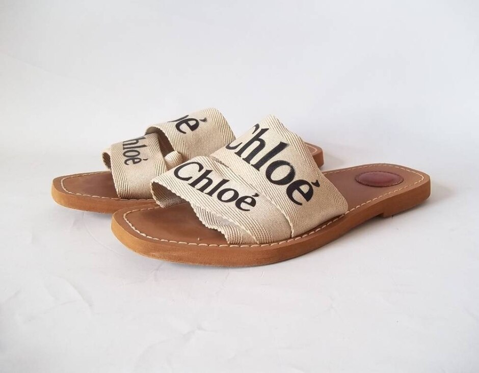 Chloé, Woody Flat Sandals, Beige & Black, Size 39