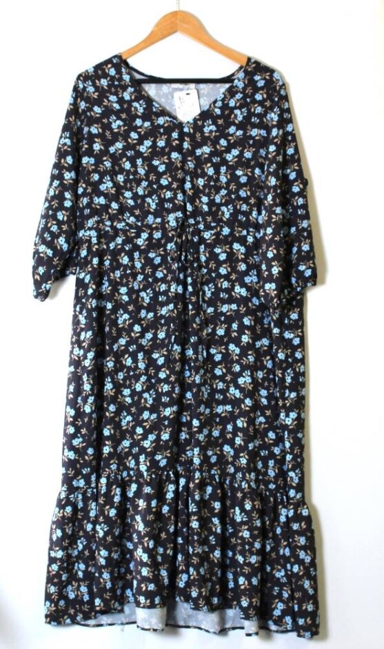 Wallis Floral Dress Black  Size: 16