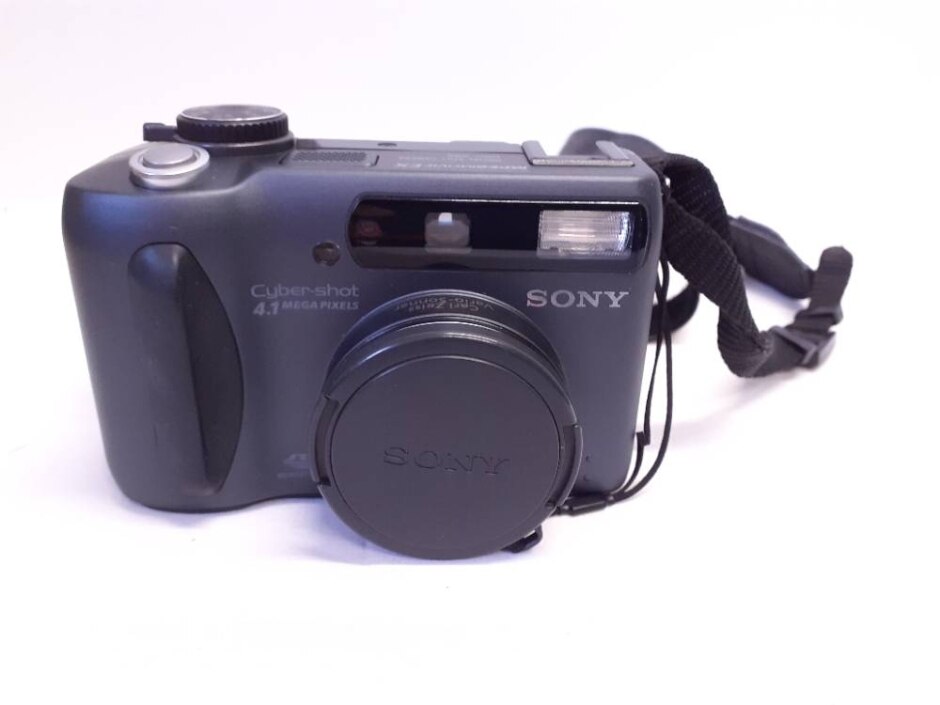 Sony Cyber-shot Dsc-s85 4.1mp Digital Camera - Black
