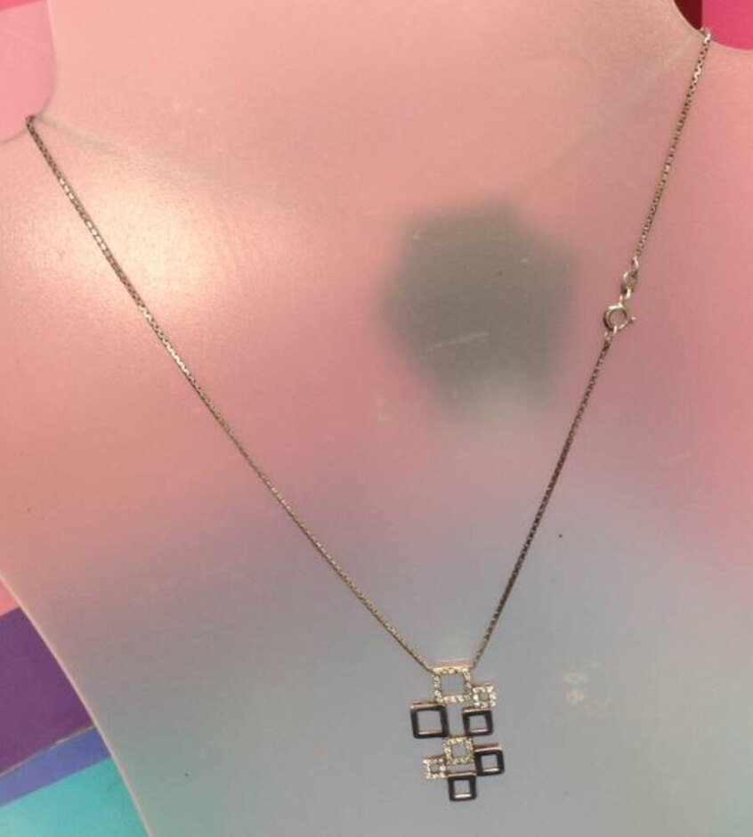 Silver Coloured Pendant Necklace