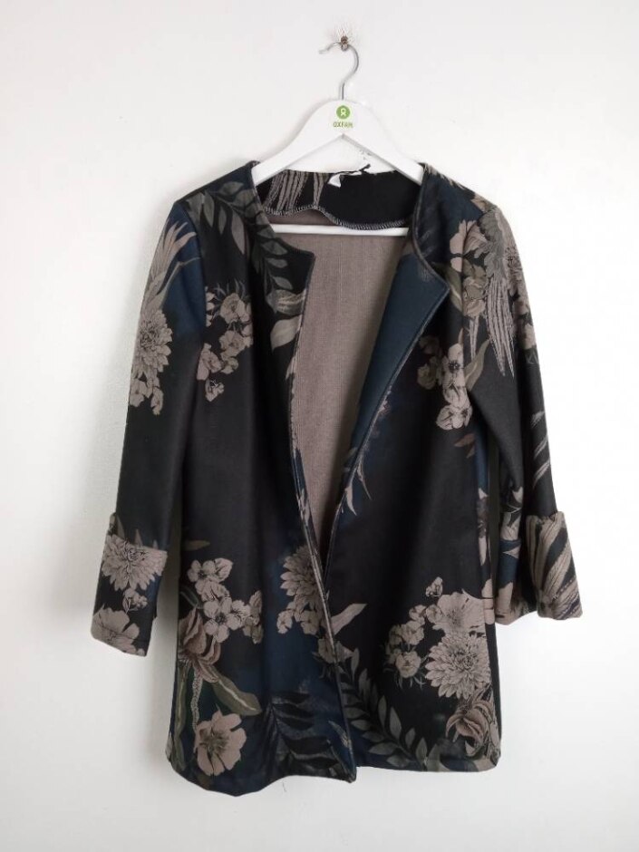 Studio New Collection  Women's Floral Open Front Coat Black Size: M