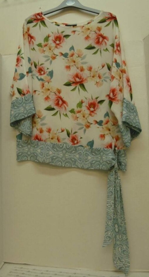 Walllis Patterned Top Cream Multi Size: S