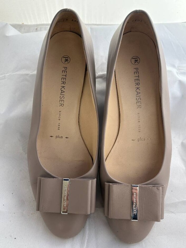 Peter Kaiser Fawn Leather Ballet Pump Style Shoe Size 7