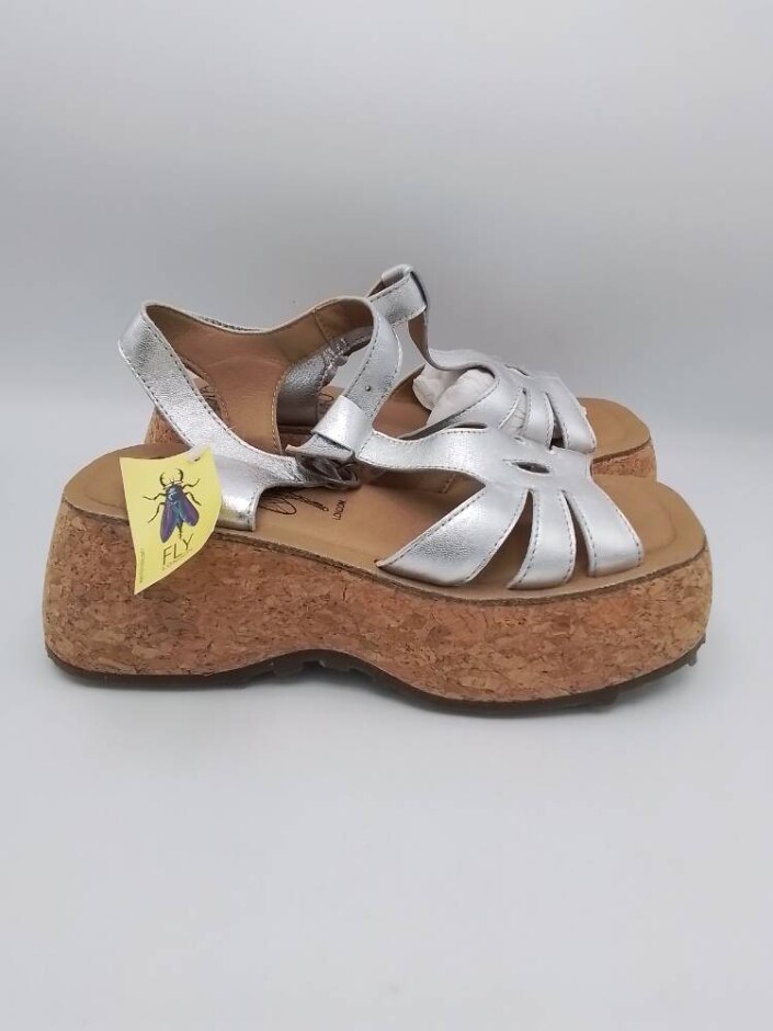 Fly London Damen Coil275fly Sandal Silver Size Uk 5 (eu 38) (approx. 23.5 cm Foot Length