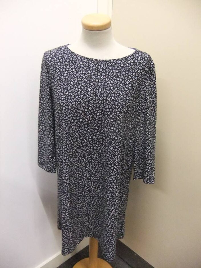 Mango Knee Length Dress Black Size: 14