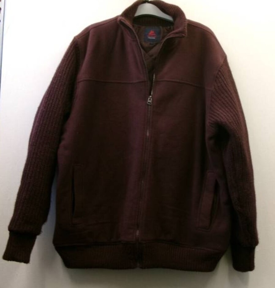 One Valley Cardigan Burgundy Size: L