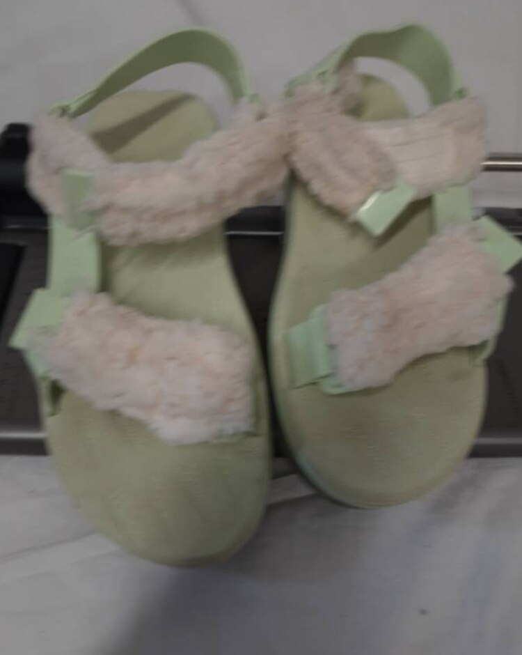 Melissa  "rider"  Sandals  With   Wool Trim Size Euro 400( Uk 6.5)